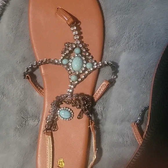 Brown flat sanldles - Picture 3 of 3